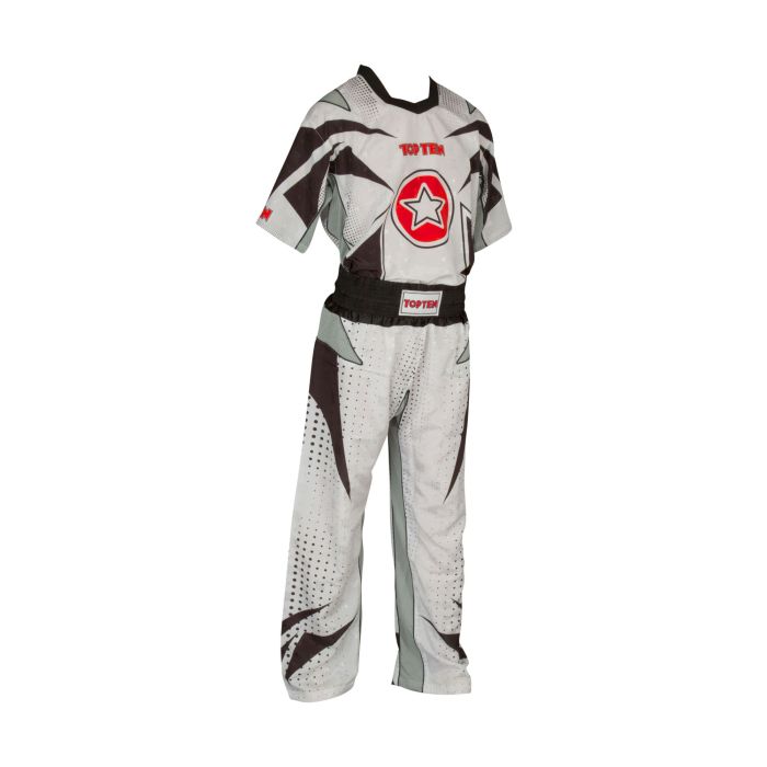 Kickboxing uniform “Future” for more ease in kickboxing